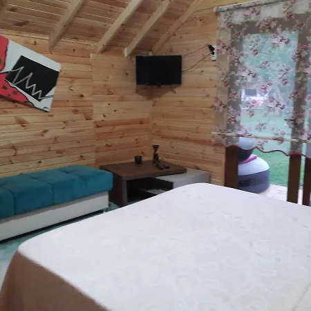 Osso Garden Bungalow Bed & Breakfast *