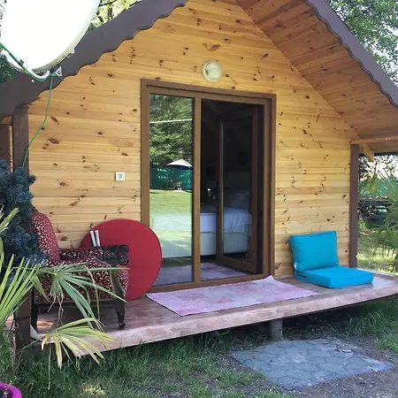 Osso Garden Bungalow *