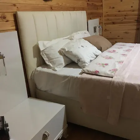 Osso Garden Bungalow Bed & Breakfast